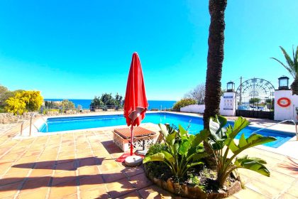 efc27ce69986993282d540d9c722c3ec - 19