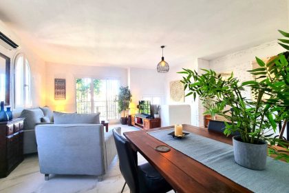 efc27ce69986993282d540d9c722c3ec - 2