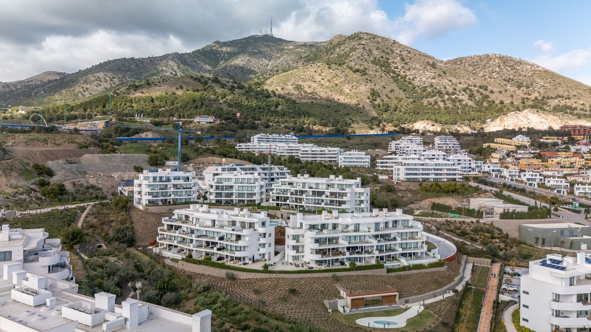 efd0f3c6b88ea58a9dbabc9dbe549bc3 - 34