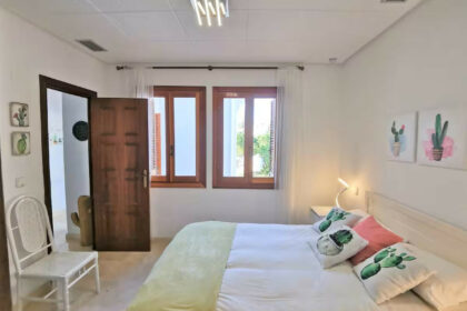 efdfce69f9bbe5f3308ddd67516dace4 - 8