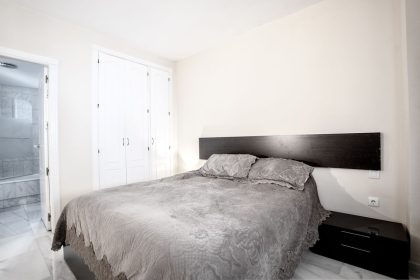 f02f52ddf27aa7b9d45ee1f824240409 - 19