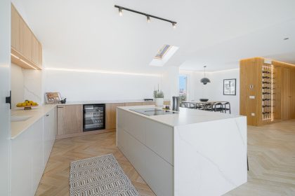 f031a664e9bb4b0b2e7c37576269b97e - 11