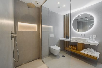 f031a664e9bb4b0b2e7c37576269b97e - 12