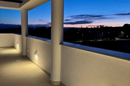 f0b047335fd00ae60c165bfdb43ebaa4 - 41