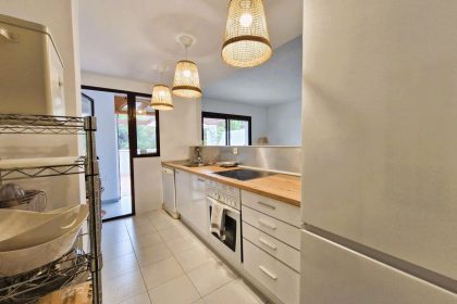 f0bd46d50fd2e694993dd3104bc52e71 - 11