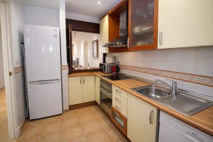 f0c5d525a6cf7aefb73958307572f074 - 10