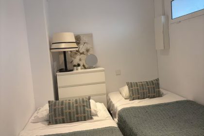 f0d1c71cd9e6a281c50fa3647405600c - 10