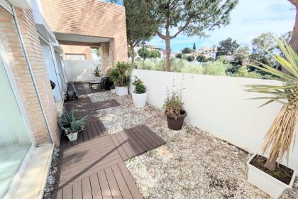 f0e07081e148c15b6dacea7bfe2ac1e7 - 28