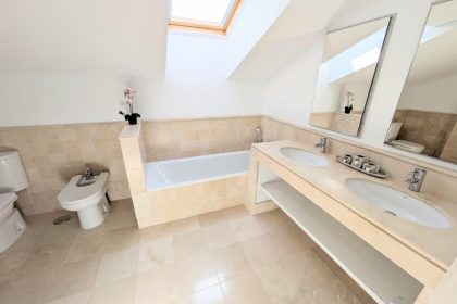 f0e07081e148c15b6dacea7bfe2ac1e7 - 41