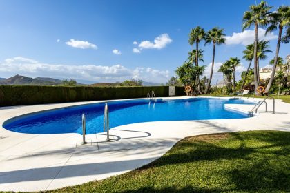 f1a8b84afe2d36df5e6969ae4c5394ef - 30