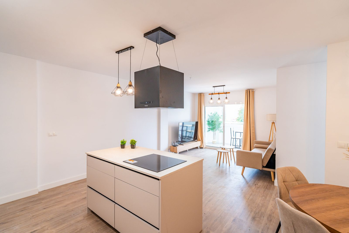 f1f3fb3a550be48e456d5b006ebedd14 - 1