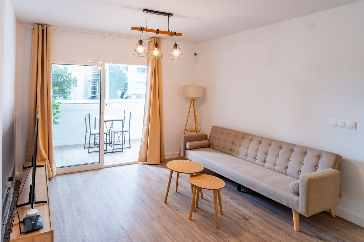 f1f3fb3a550be48e456d5b006ebedd14 - 10