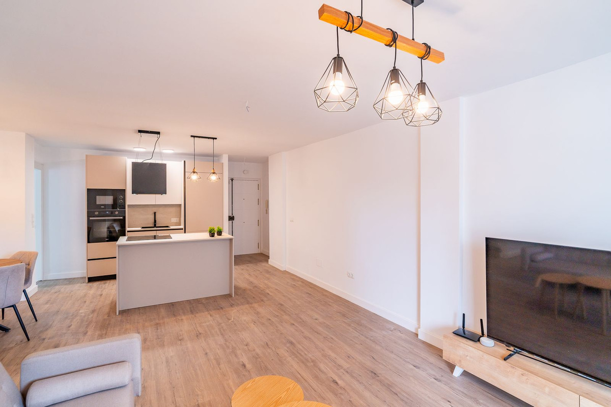 f1f3fb3a550be48e456d5b006ebedd14 - 13