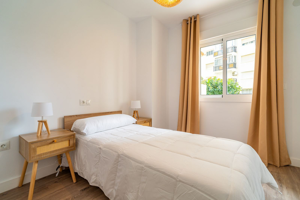 f1f3fb3a550be48e456d5b006ebedd14 - 23