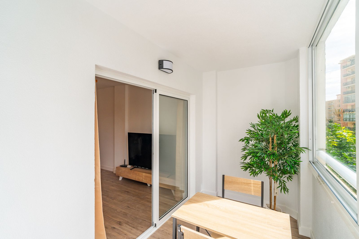 f1f3fb3a550be48e456d5b006ebedd14 - 27