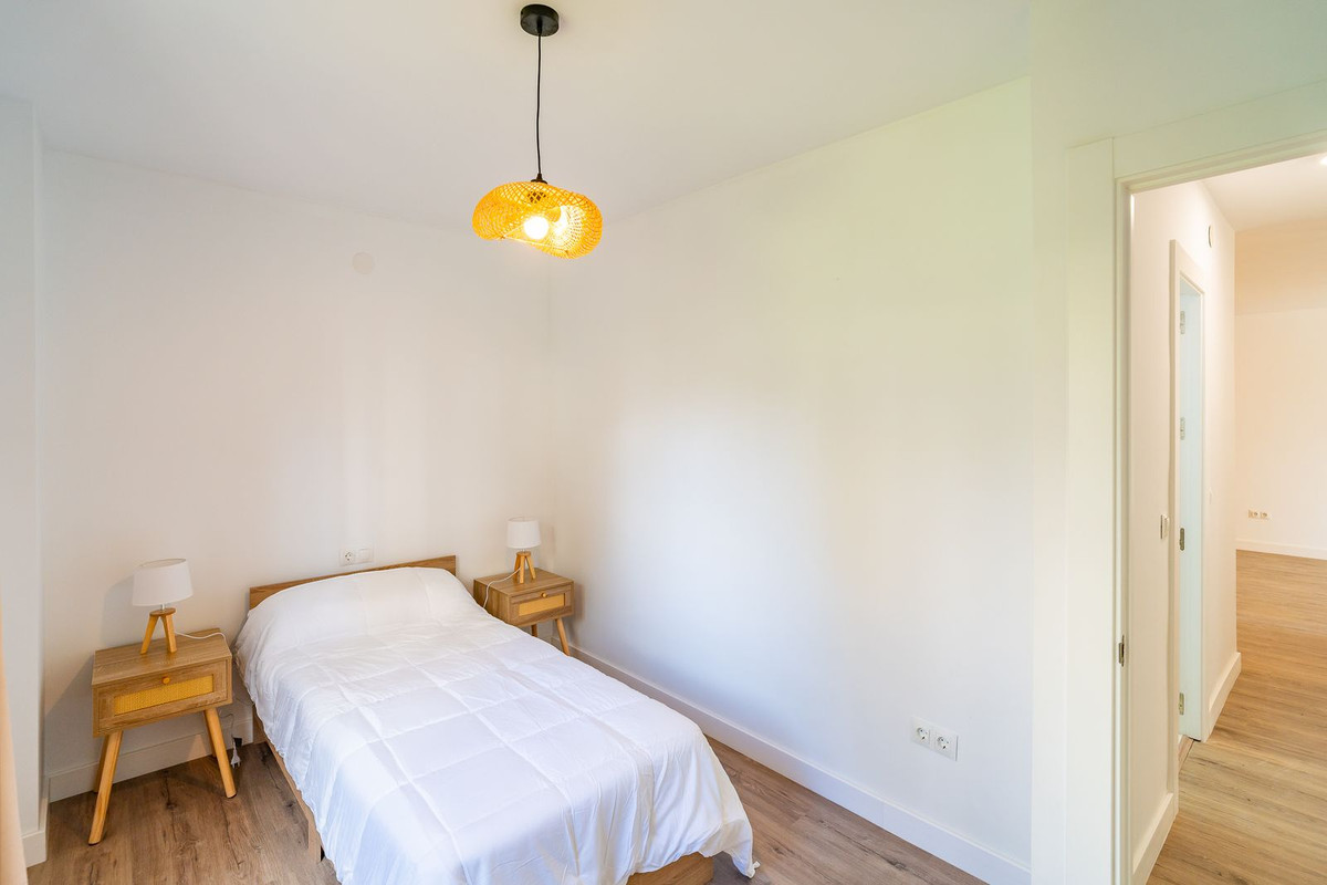 f1f3fb3a550be48e456d5b006ebedd14 - 29