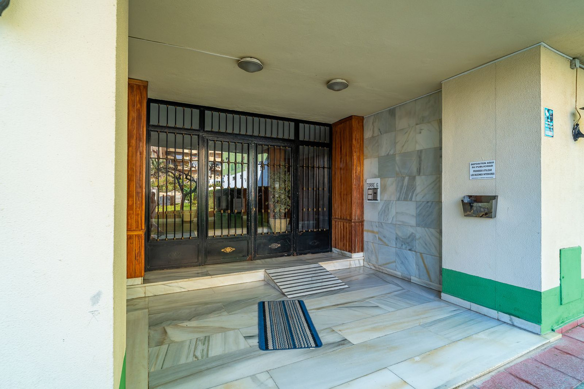 f1f3fb3a550be48e456d5b006ebedd14 - 42