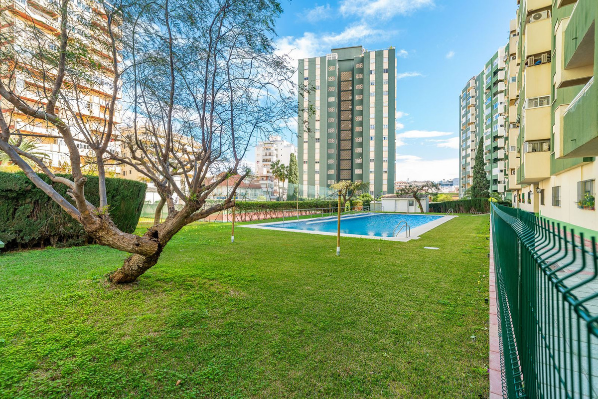 f1f3fb3a550be48e456d5b006ebedd14 - 43