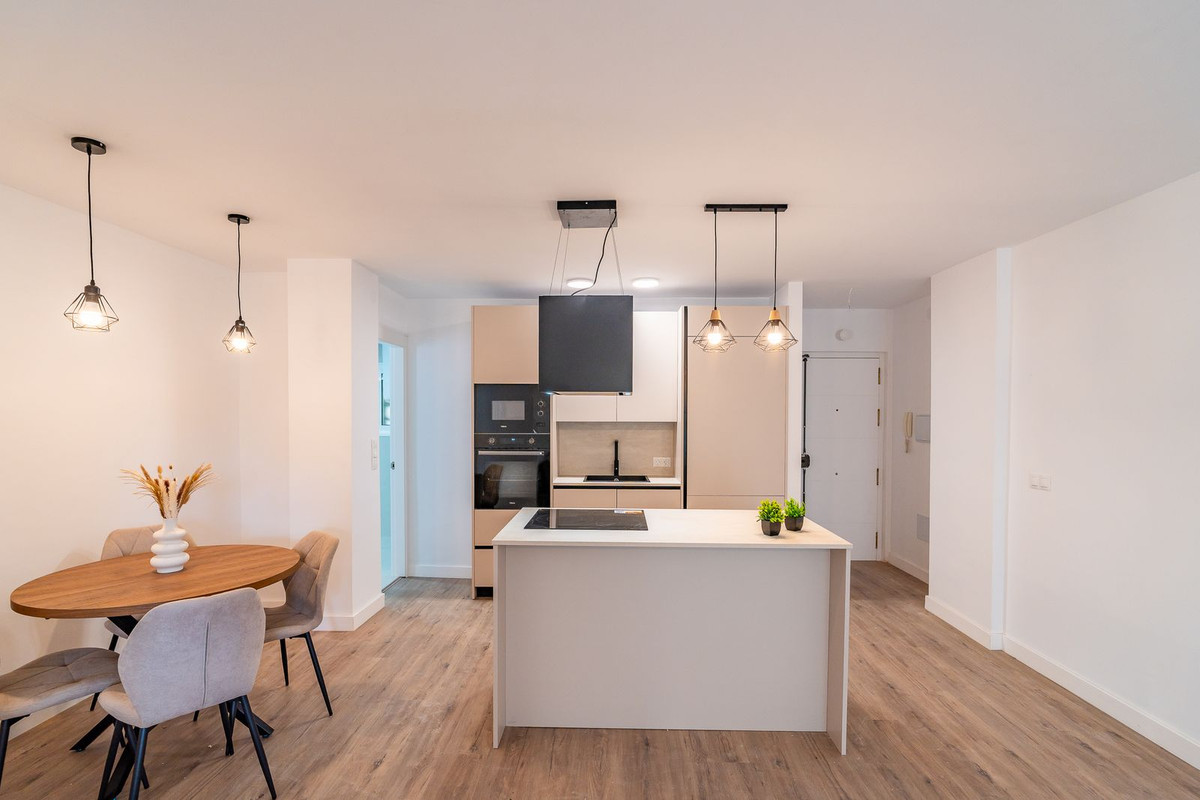 f1f3fb3a550be48e456d5b006ebedd14 - 8