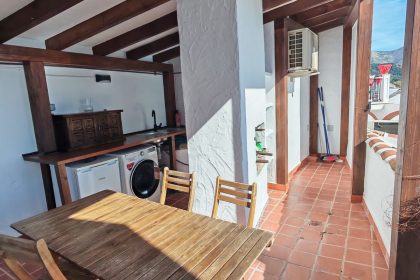 f2fd3907a98f65adeb1fe83b3be5aaf6 - 30