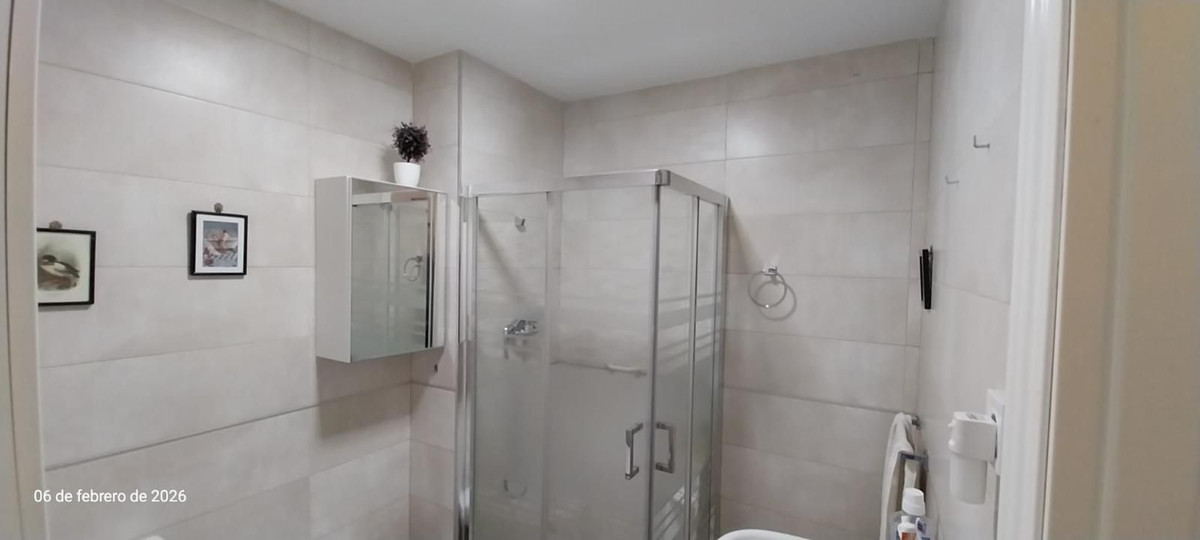 f302af492477fd19715c61ebe51e564a - 10