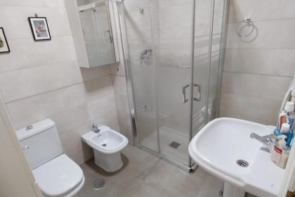 f302af492477fd19715c61ebe51e564a - 11