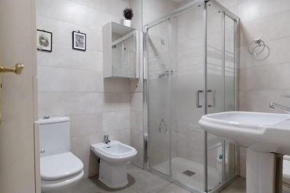 f302af492477fd19715c61ebe51e564a - 12