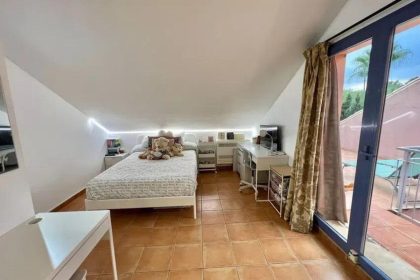 f33f0b2da8c4ae6ed4bc623c256a0331 - 14