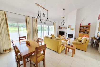 f3a6fca5192c2d0c12ecddc82a231c16 - 3