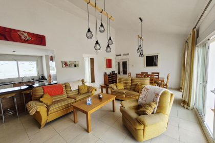 f3a6fca5192c2d0c12ecddc82a231c16 - 7