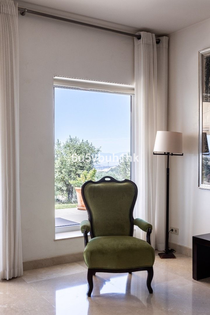 f3d183d5105f21350208f361fbdf76e7 - 17