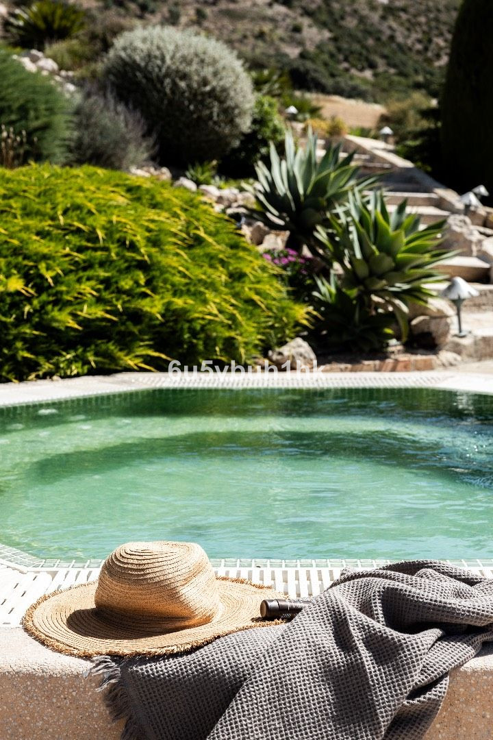 f3d183d5105f21350208f361fbdf76e7 - 36