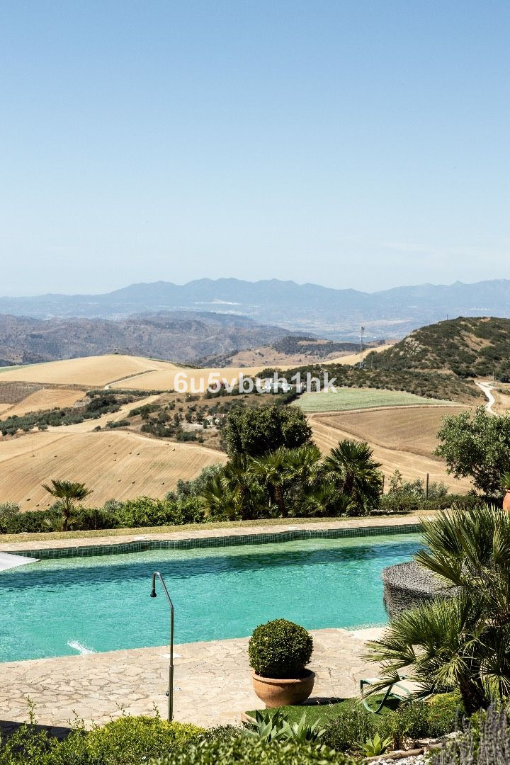 f3d183d5105f21350208f361fbdf76e7 - 40