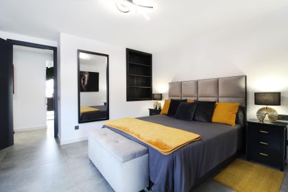 f3f60a3c85aa4d632fd43923cf80e030 - 15