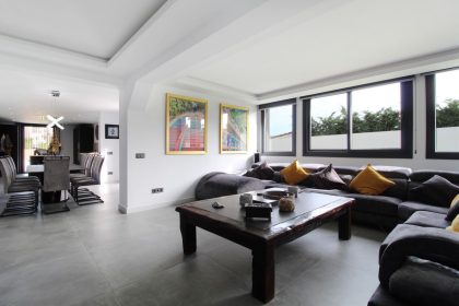 f3f60a3c85aa4d632fd43923cf80e030 - 2