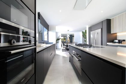 f3f60a3c85aa4d632fd43923cf80e030 - 5