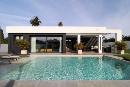 f3f60a3c85aa4d632fd43923cf80e030 - 9