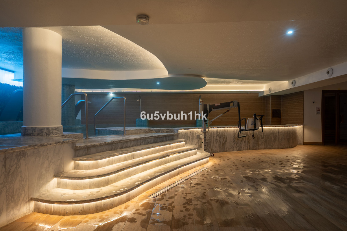 f3f653beee19e02c3ba10a40ccc535ca - 25