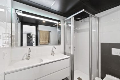 f4426dcab084acf660c0024d4f09c7a1 - 23