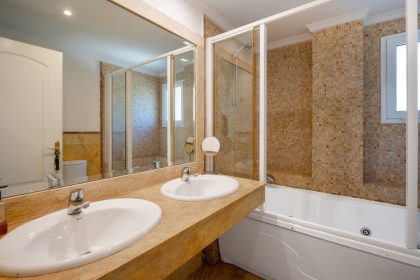 f4af239c17e0316ffe515109e519e281 - 18