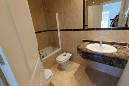 f5153c06452a2aa5eaa720bb4e46d1eb - 11