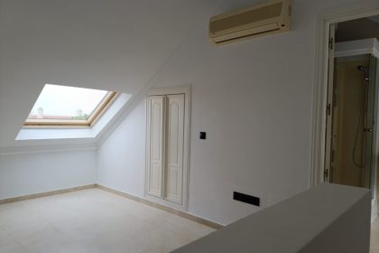 f5153c06452a2aa5eaa720bb4e46d1eb - 7