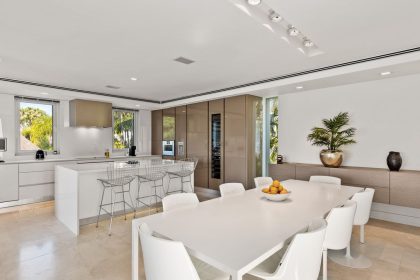 f521904b7e35dea46c611c71e3484d31 - 15