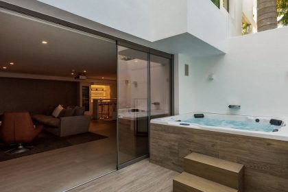 f521904b7e35dea46c611c71e3484d31 - 31