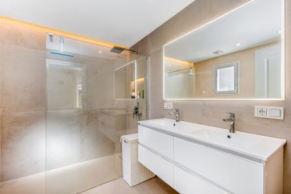 f5ceddbc7e90bd5c29c63dcb2dbf29d3 - 17