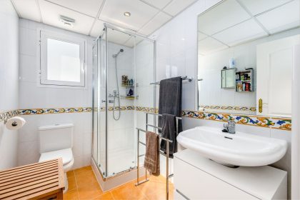 f5ceddbc7e90bd5c29c63dcb2dbf29d3 - 21