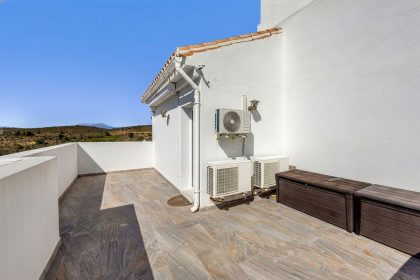 f5ceddbc7e90bd5c29c63dcb2dbf29d3 - 23