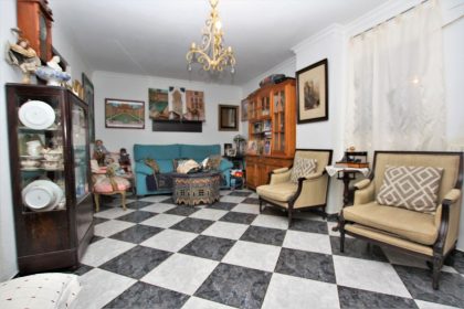 f5d565f371c40241d6002a7fa0604a34 - 13