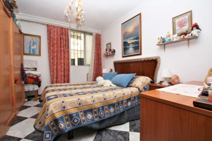 f5d565f371c40241d6002a7fa0604a34 - 15