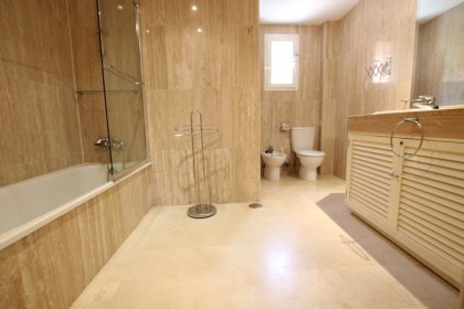 f6ae586540beb1d6bbabbc1feeadde3a - 15